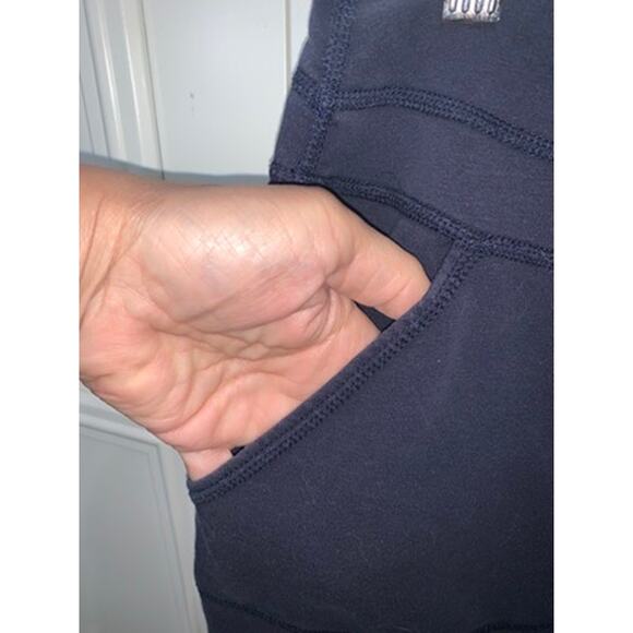 Made for Life Women's 1X Blue Knit Capri Pants Elastic Waist Casual - Picture 4 of 5